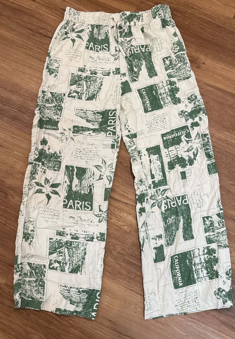 Urban Outfitters Carmen Pull-On Pants Size L Green Paris Print Wide Leg